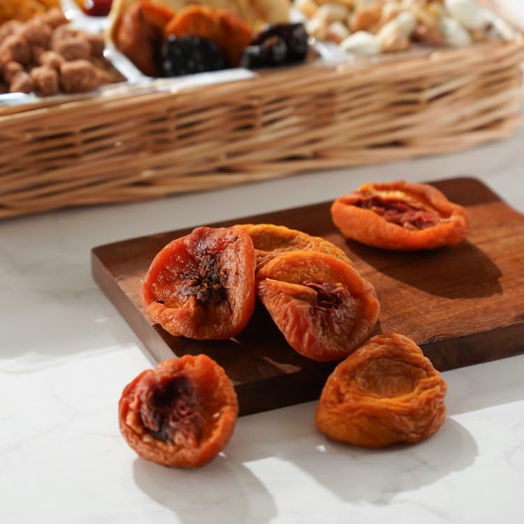 Broadway Basketeers Dried Fruit Gift Tray, Gift Box Arrangements And Healthy Gourmet Gift Basket For Birthday, Appreciation, Thank You, Families, Father'S Day (2.5Lbs)