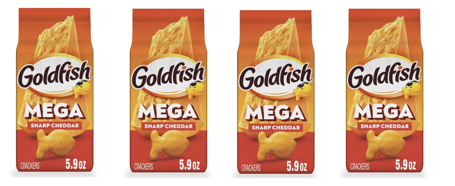 Goldfish Crackers - 4 bags - Free of Dyes (Mega Sharp Cheddar 5.9oz)