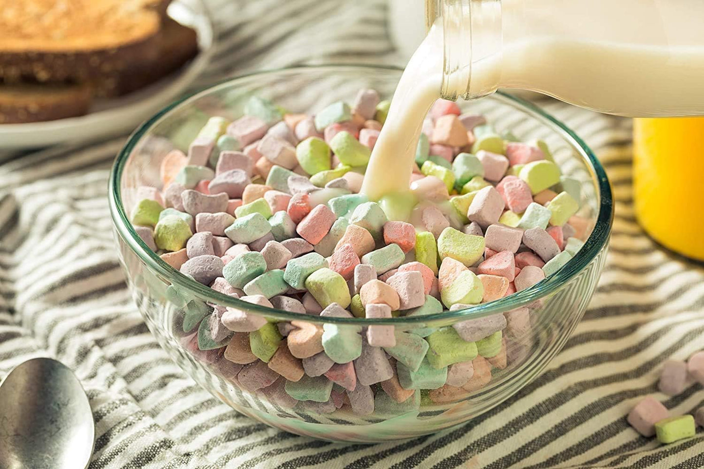 Sarah'S Candy Factory 16 Oz Assorted Dehydrated Marshmallow Bits Cereal Marshmallows In Resealable Bag