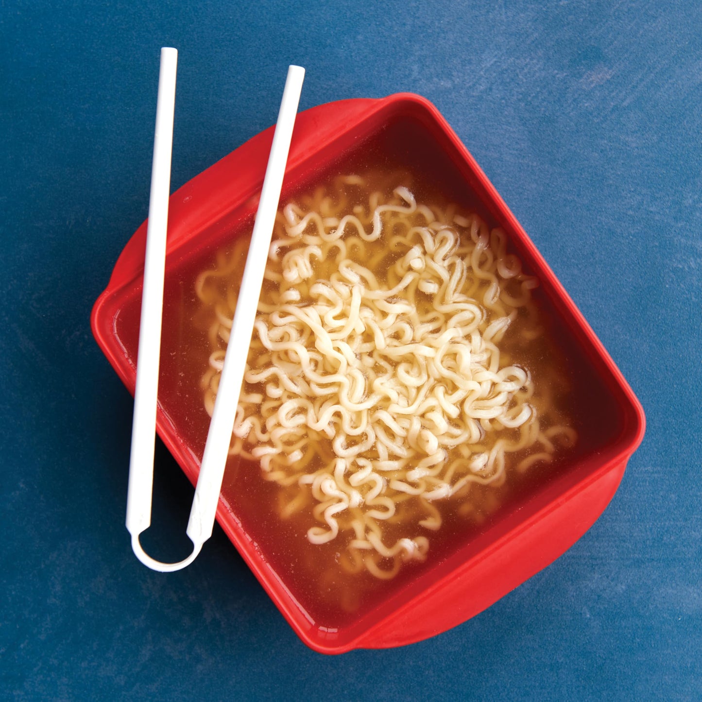 Nordic Ware Ramen Rush with Chopsticks 3.6 Cup Microwave Noodle Cooker