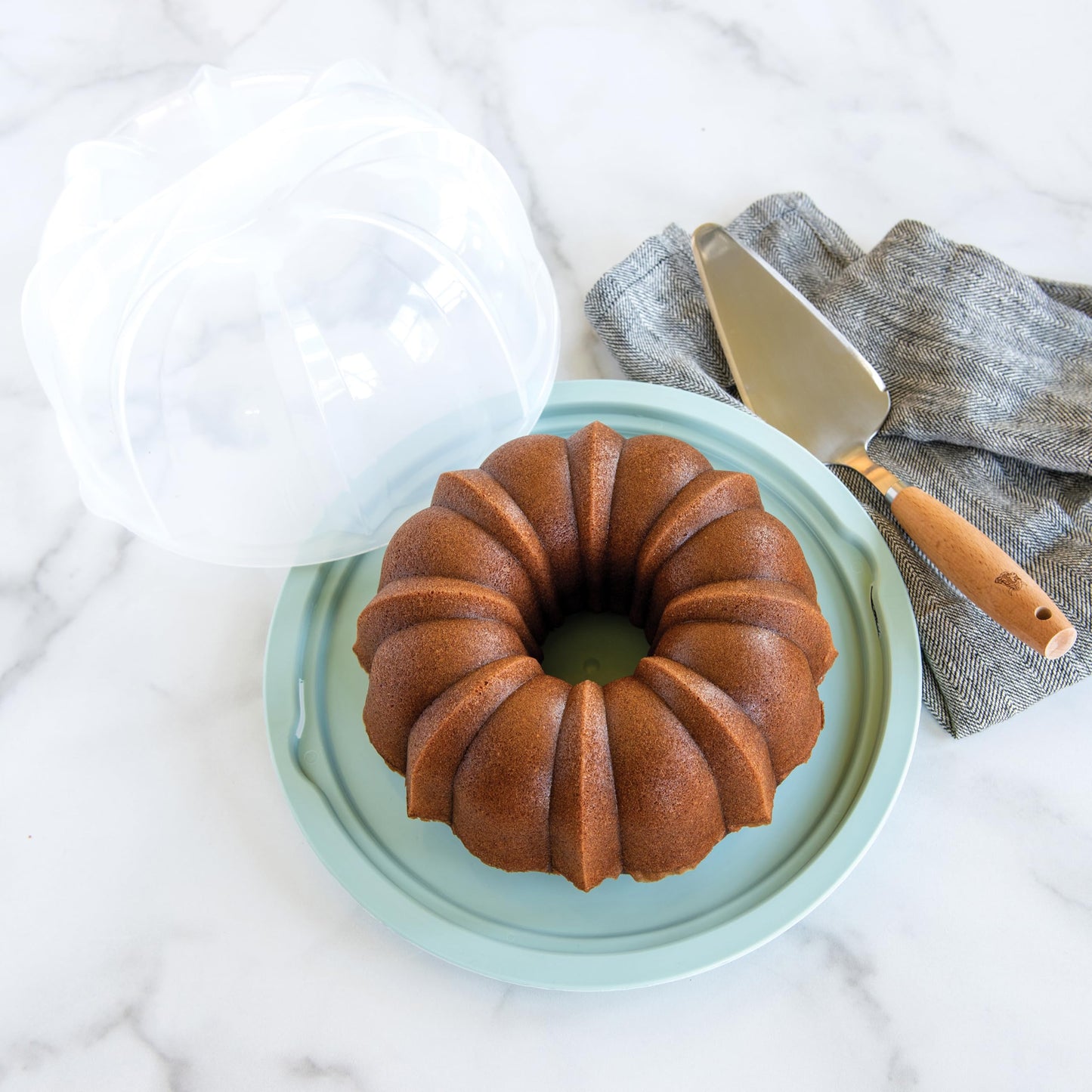 Nordic Ware Vanilla Bean Bundt Cake Mix, 18 oz., Blue, Model 77734
