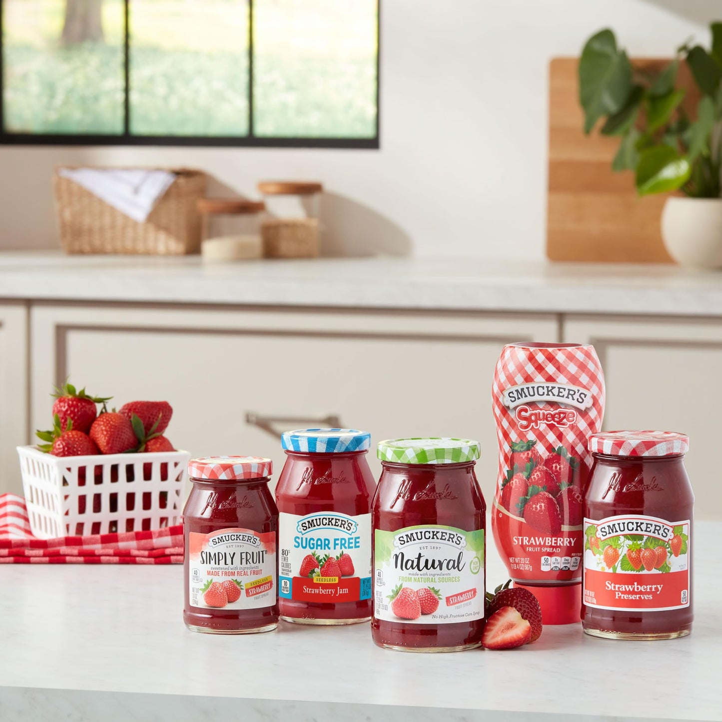 Smuckers Natural Strawberry Fruit Spread, 17.25 Ounces (Pack of 1)