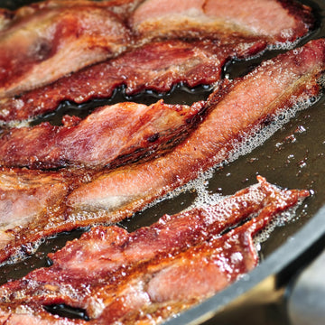 Nueskes Applewood Smoked Bacon 1Lb Packs (4)