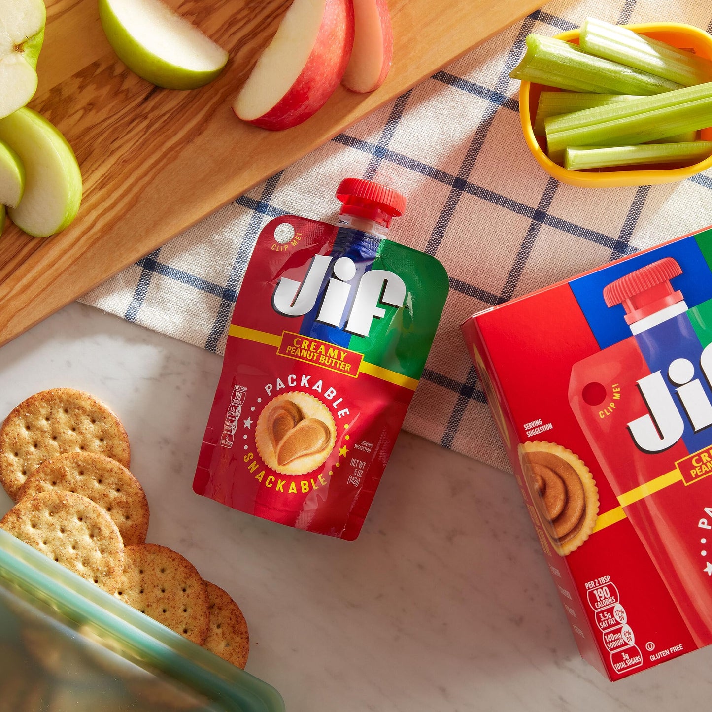 Jif Squeeze Creamy Peanut Butter, Resealable Pouches, 5 Ounces (Pack Of 24)
