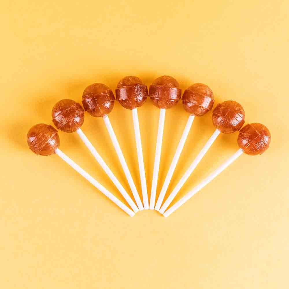 Dum Dums Root malt-inspired Lollipops - Bulk Candy Box, 50 Count, Individually Wrapped, Brown and White Suckers
