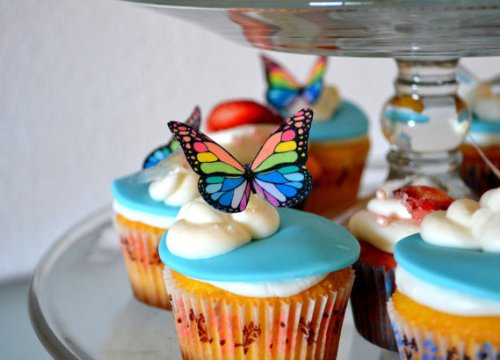 Sugar Robot Inc. Edible Butterflies Cake Toppers, Wafer, 1.5-1.75 inches, Rainbow Monarch
