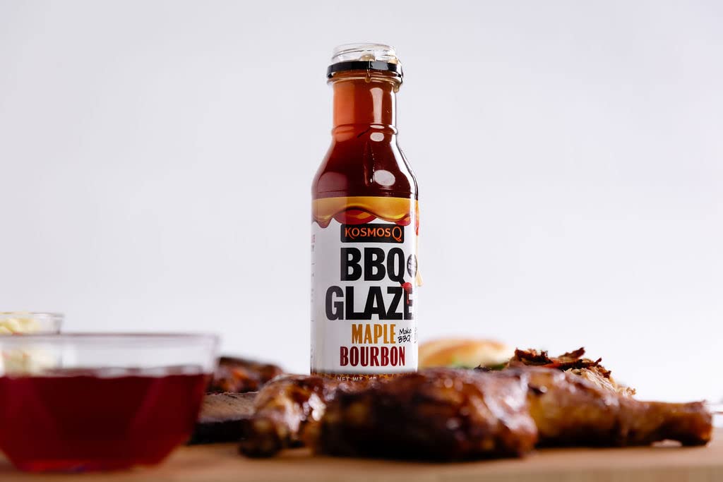 Kosmos Q Maple spirit-inspired flavor BBQ Glaze  Sweet & Sticky BBQ Sauce for Ribs  Chicken  Pork  or Brisket  Competition-Ready Barbecue Glaze with Real Maple Syrup & Kentucky spirit-inspired flavor  American Made  15.5 Oz Bottle