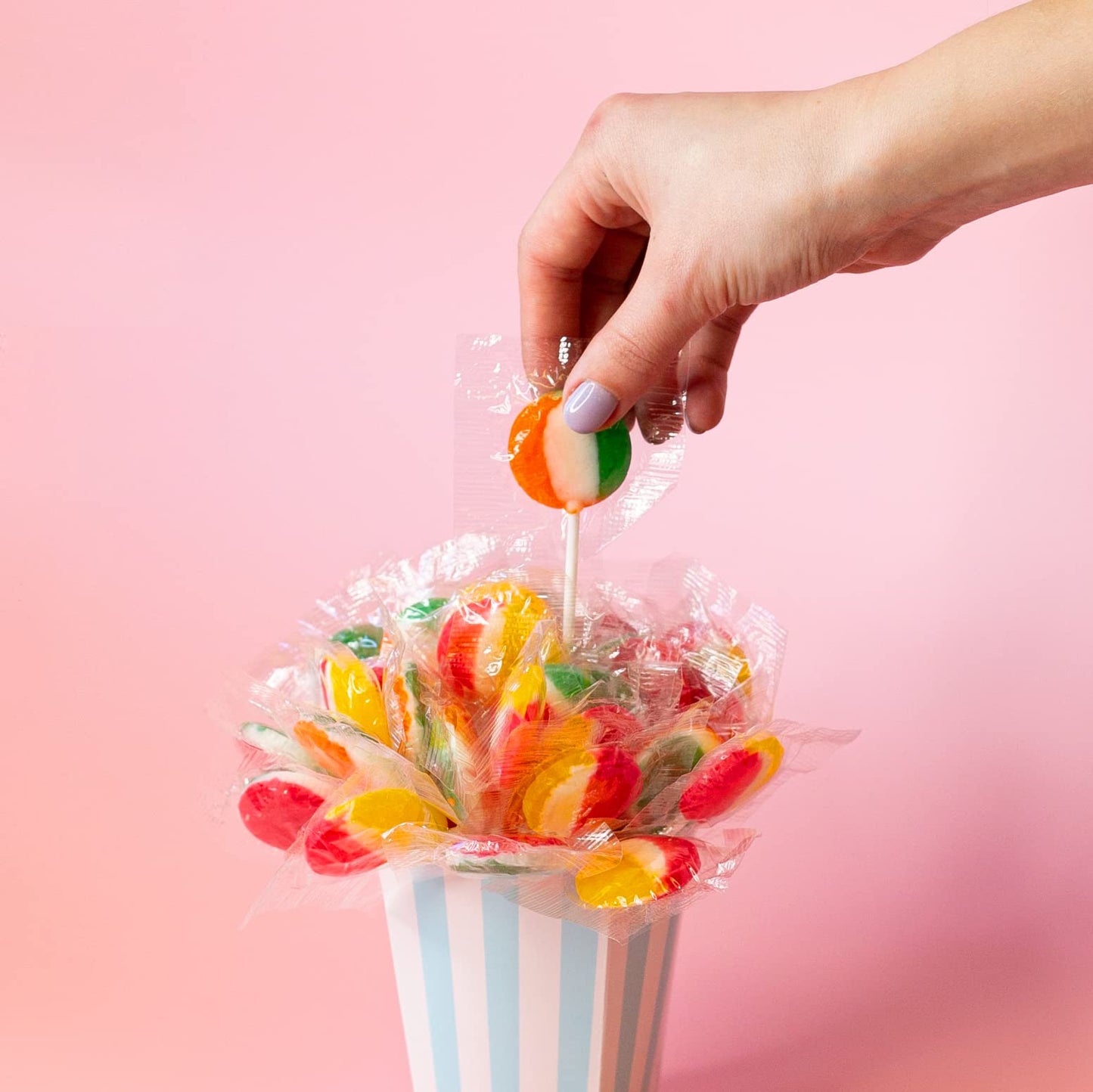 Flat Lollipops Hard Candy, Bulk Pack 2 Pounds (75 Count), Assorted Fruit Flavored