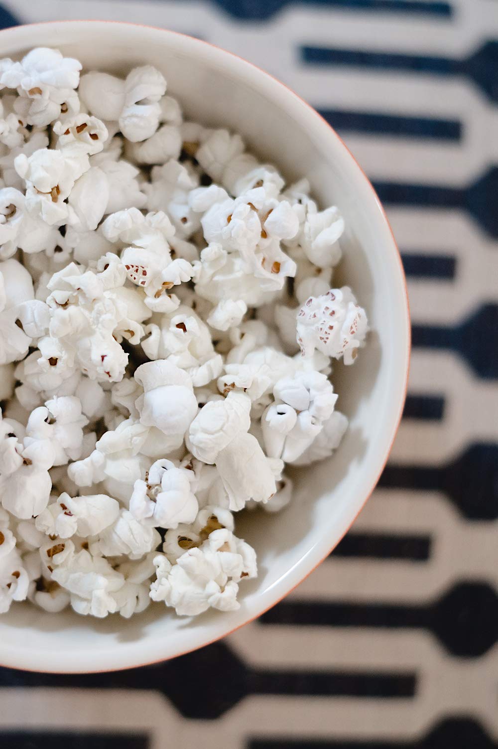 Amish Country Popcorn | 25 Lbs Bag | Red Popcorn Kernels | Old Fashioned, Non-Gmo And Gluten Free (Red - 25 Lbs Bag)