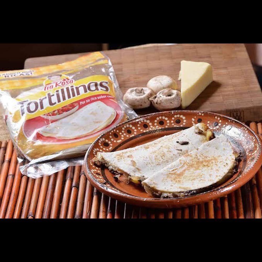 2 Pack (12 Tortillas Each) - Tortillinas Tia Rosa Flour Tortillas 22 Count. Imported Mexican Tortillas - Tortillas De Harina Mex