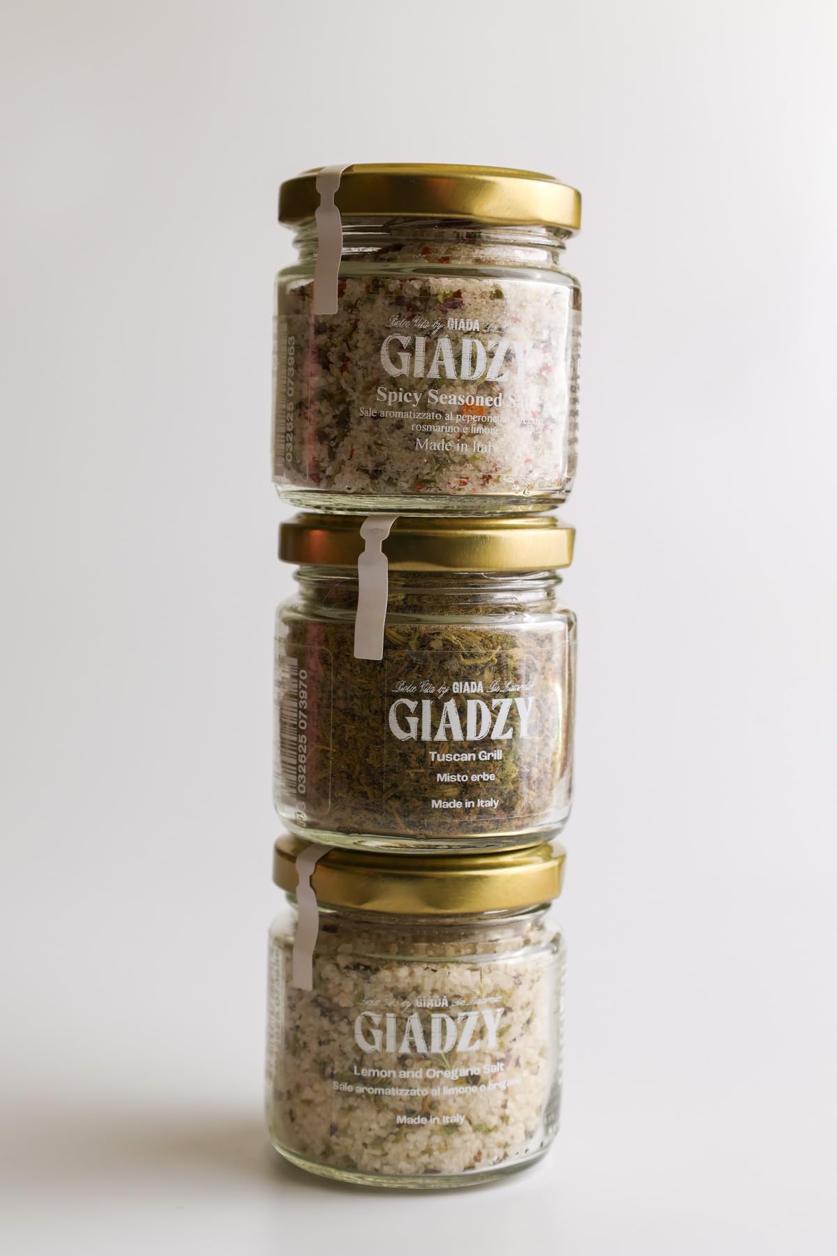 Giadzy By Giada De Laurentiis Italian Gourmet Gift Box - Includes Mini Gold - Wrapped Olive Oil, Gluten Free Ziti Corti, Peeled