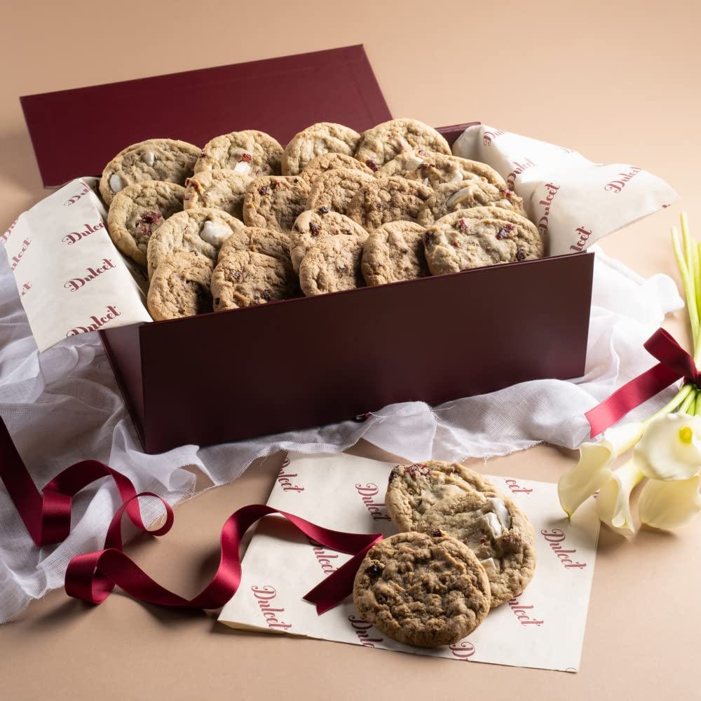 Dulcet Gift Baskets Gourmet Cookies Gift Basket for Halloween, Fall, Thanksgiving - 64 Ounces