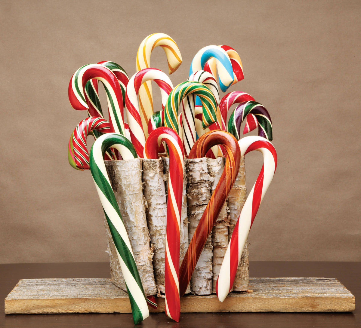 Hand-Spun Jumbo Candy Cane - Spearmint / Wintergreen -1.75oz