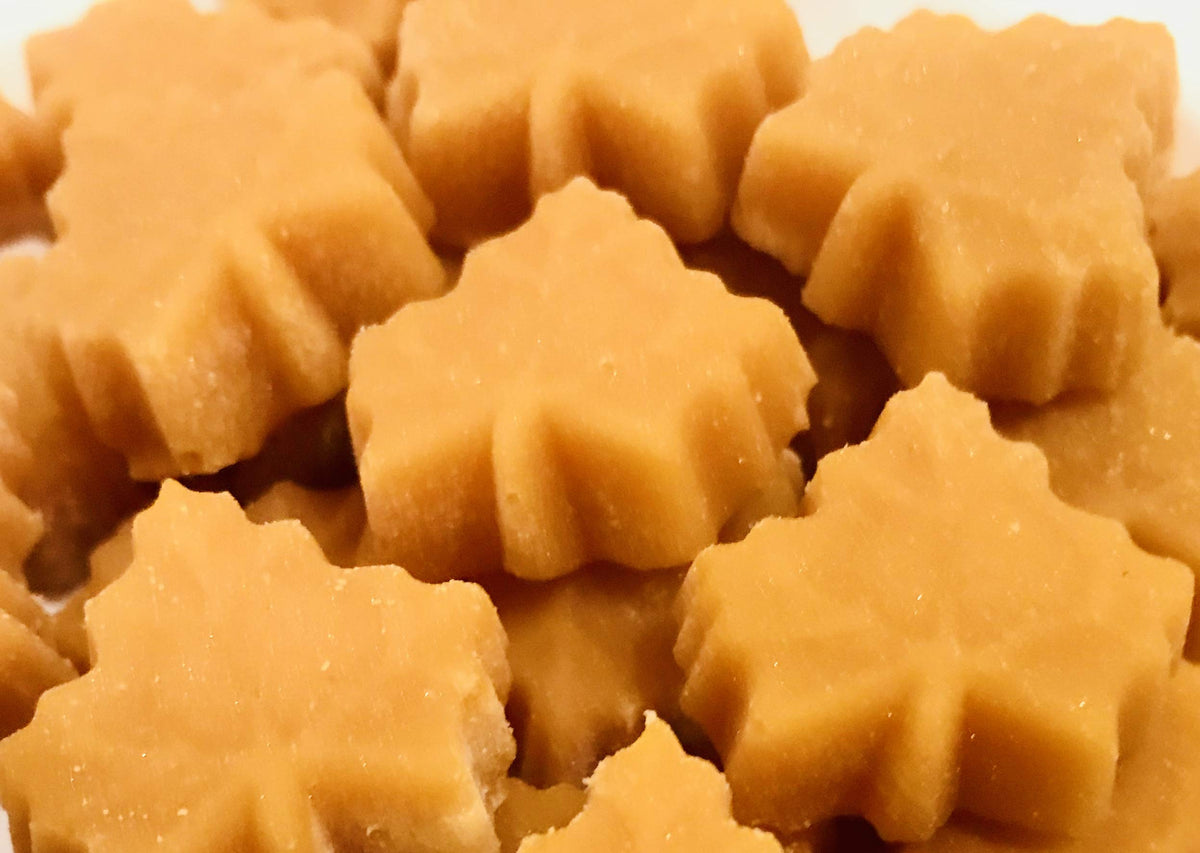 Barred Woods Maple Pure Vermont Organic Maple Candy - 6.5 Oz Gift Box Maple Leaf Candy - Maple Sugar Candy