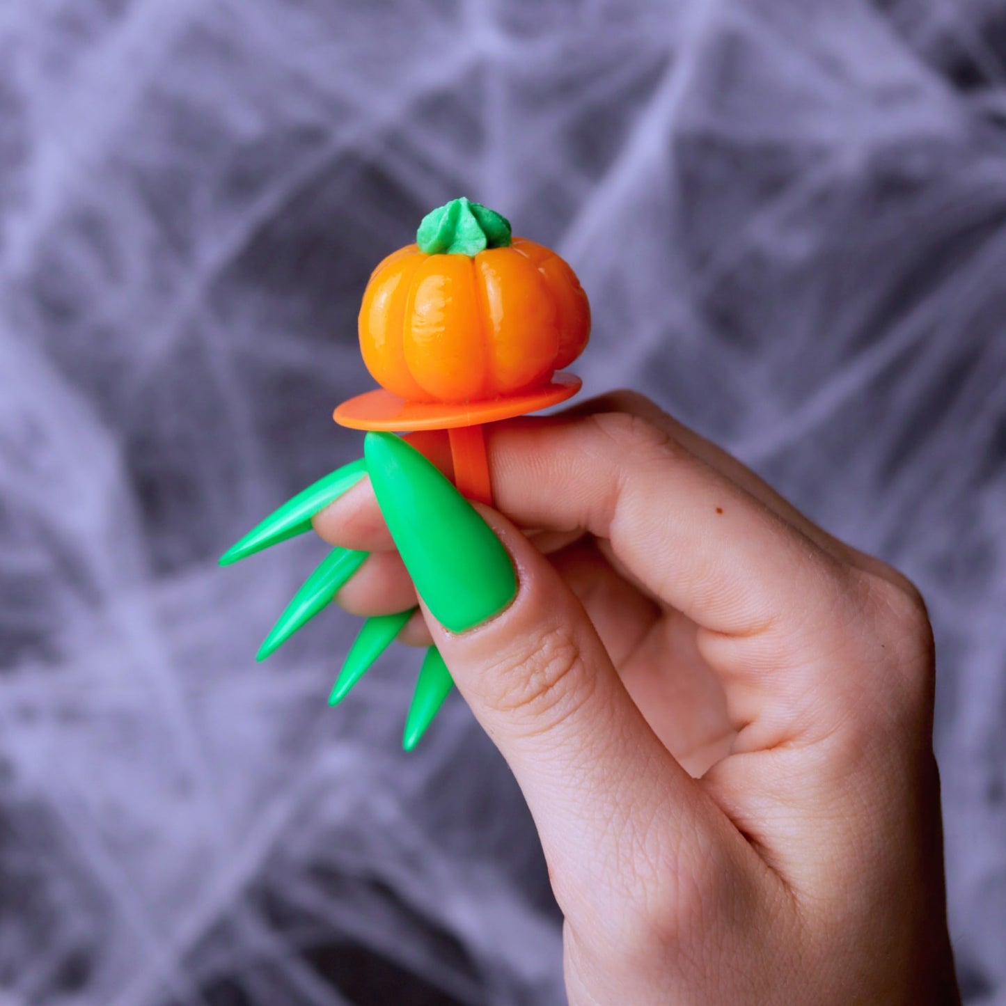 Sweetzo Pumpkin Lollipop Rings - Orange-Flavored Halloween Candy, 24 Count, Individually Wrapped for Parties and Goodie Bags