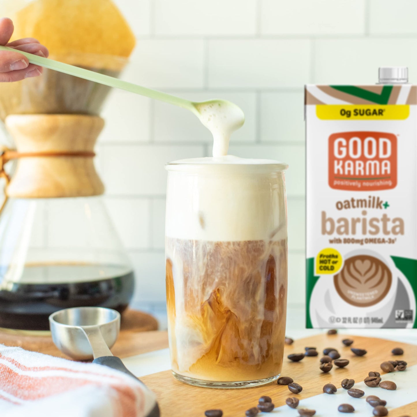 Good Karma Unsweetened Oatmilk + Barista Blend, 32 Ounce (Pack of 6), 800mg Omega -3s, Plant-Based Non-Dairy Milk Creamer Altern