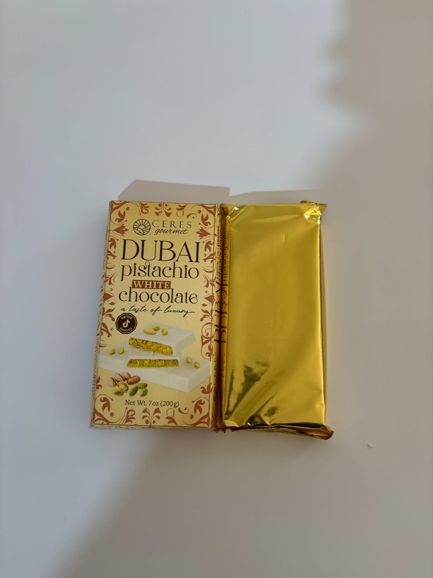 Dubai Chocolate Kunafa Pistachio Bar 7Oz | Famous White Chocolate Kunafe Bar | Crispy Kunafe With Pistachio Paste | Gift Idea For All Occasions | Elegant White Chocolate Kunafa Gift