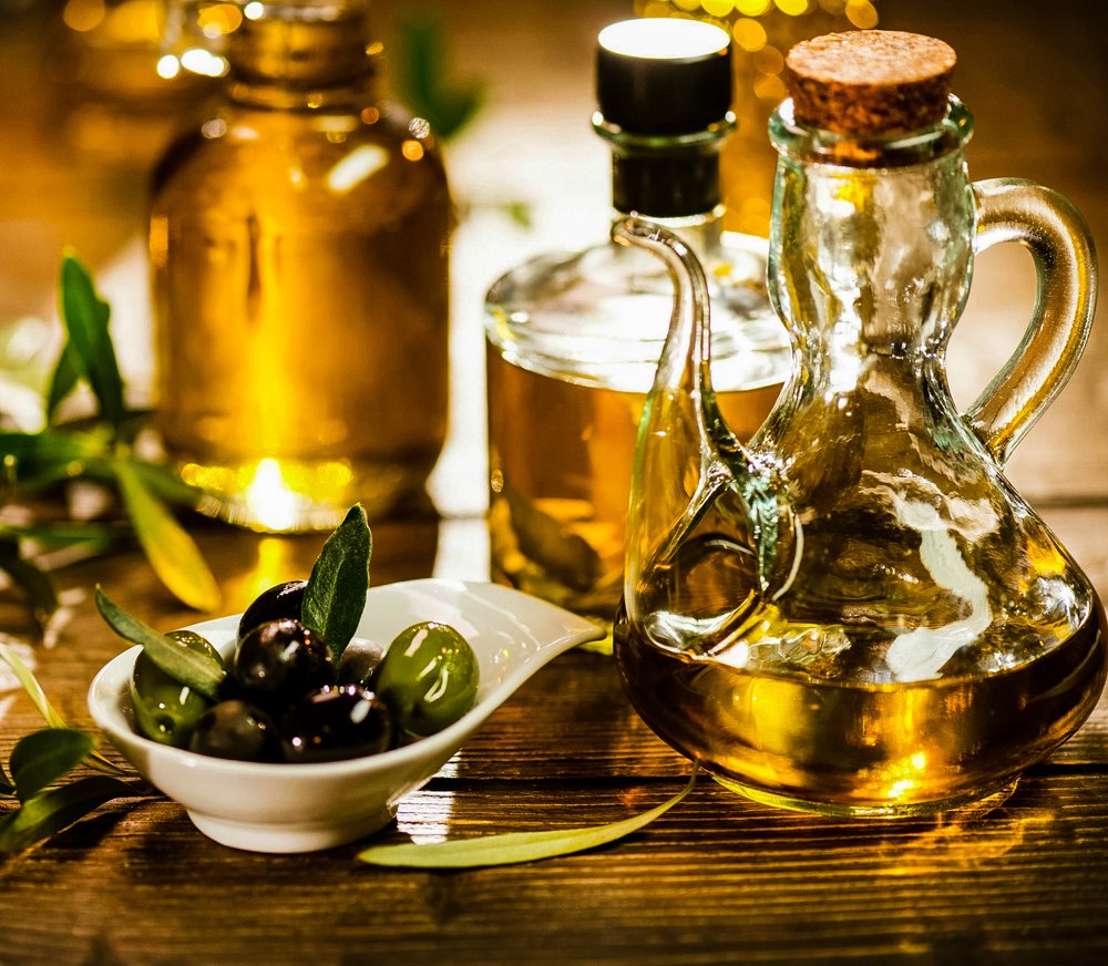 Mt. Kofinas Basil Infused Extra Virgin Olive Oil 500ml - Egyptian & Sweet Basil Flavored, Green