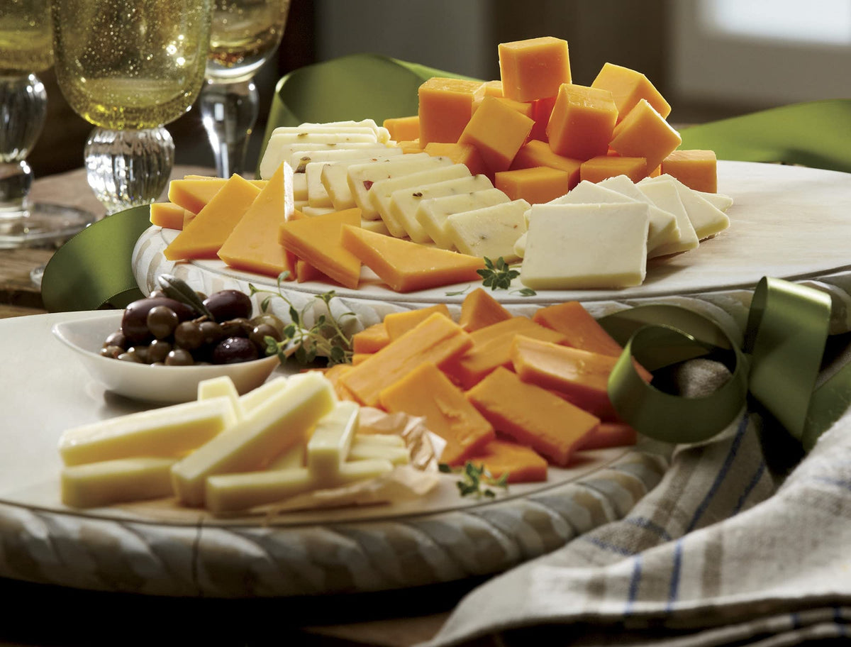 The Wisconsin Cheeseman Assorted Cheese Bars - Sharp & Mellow Cheddar, Pepper Jack, Colby, Brick, Monterey Jack, Pack of 6, 5 Ounce