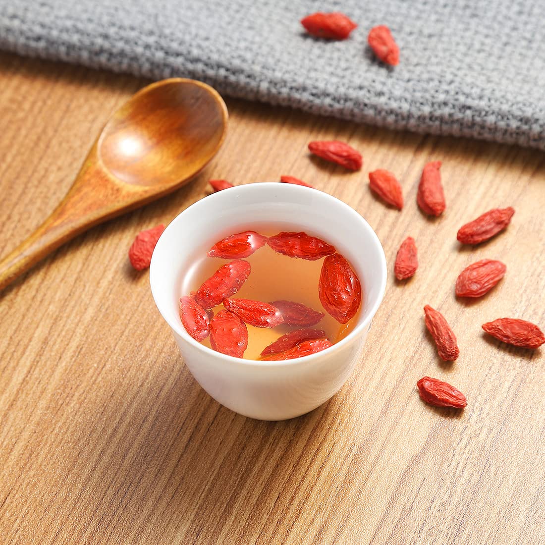 Premium Dried Goji Berries 12.5Oz/354g,Selected Goji Berry.100% Natural & No Additives for Tea,Baking.