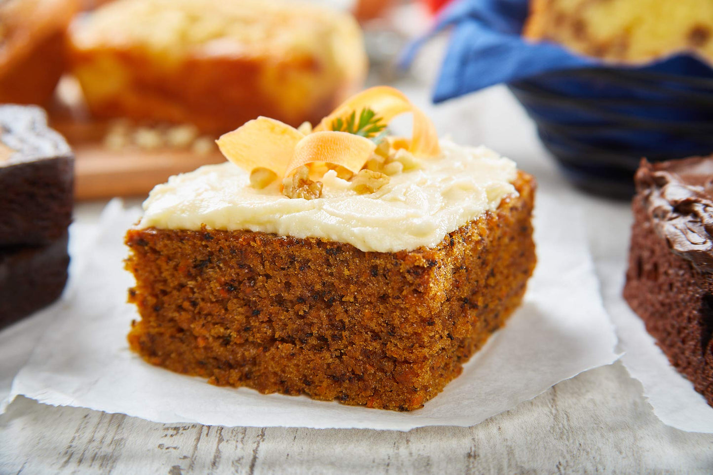 Ne-Mo'S Bakery Carrot Cake Squares - 36 Pack