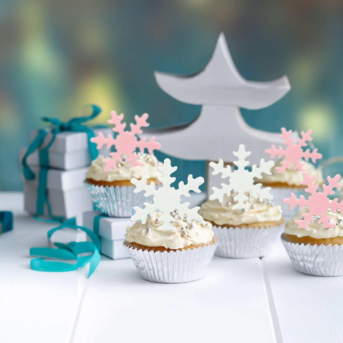 Gyufise 50Pcs Pink Edible Cupcake Toppers, Snowflake Cake Decorations, Rice Paper, 1.7 x 1.7, Christmas Winter Party Supply