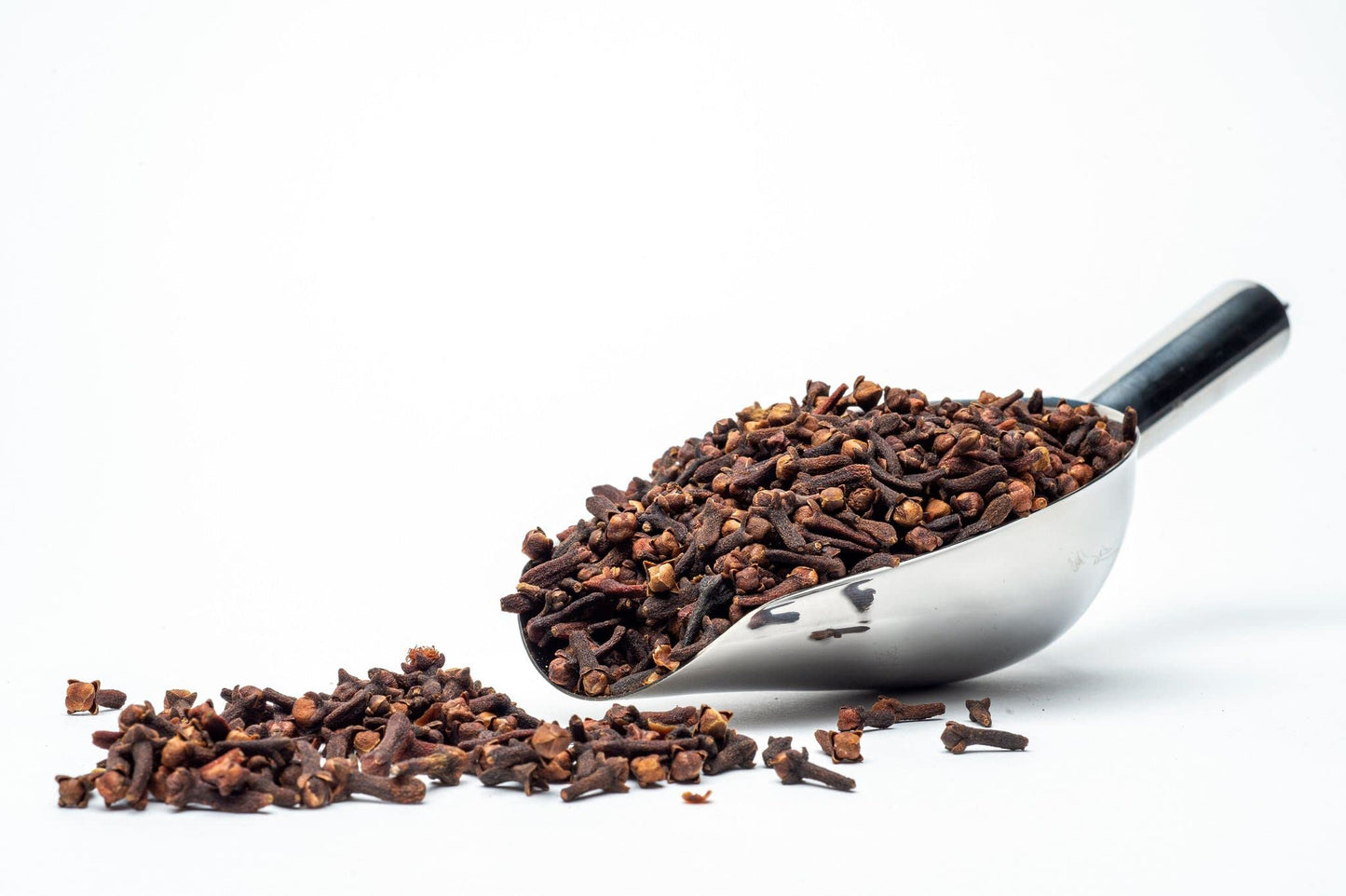 Whole Cloves (Clavo De Olor) Weights: (1 Lb)