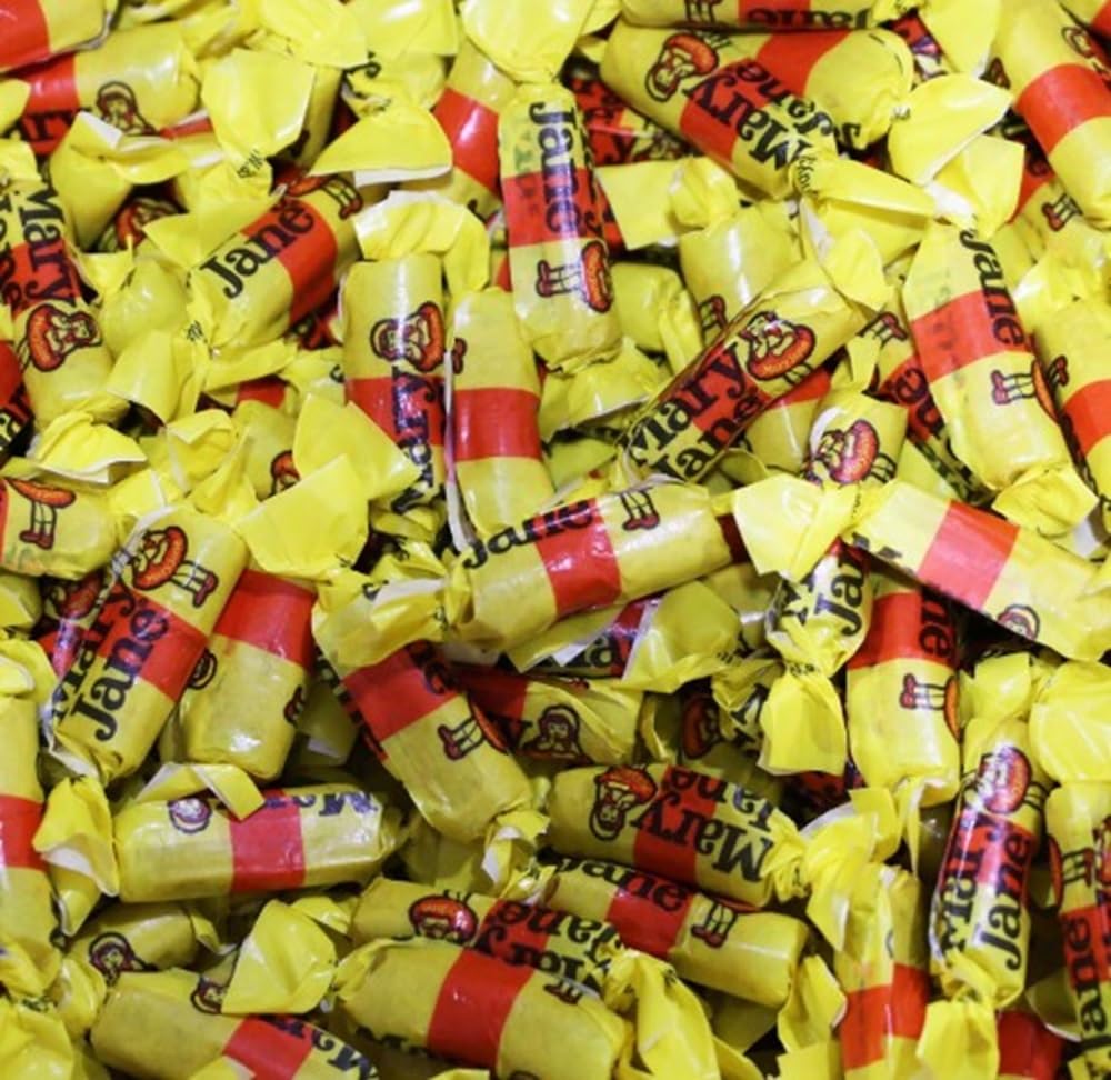 YANKEETRADERS Classic Peanut & Molasses Bite sized Candy, Mary Janes, 2 Pound, Bite Sized