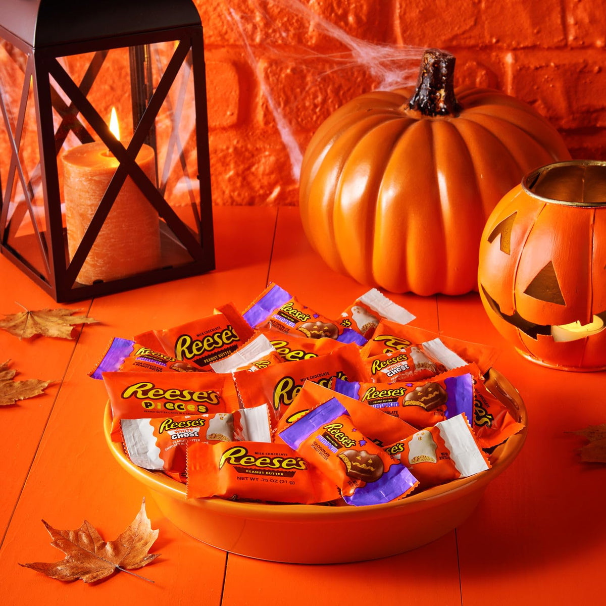 REESES Assorted Flavored Snack Size Peanut Butter, Halloween Candy Bag, 30.45 oz (55 Pieces)