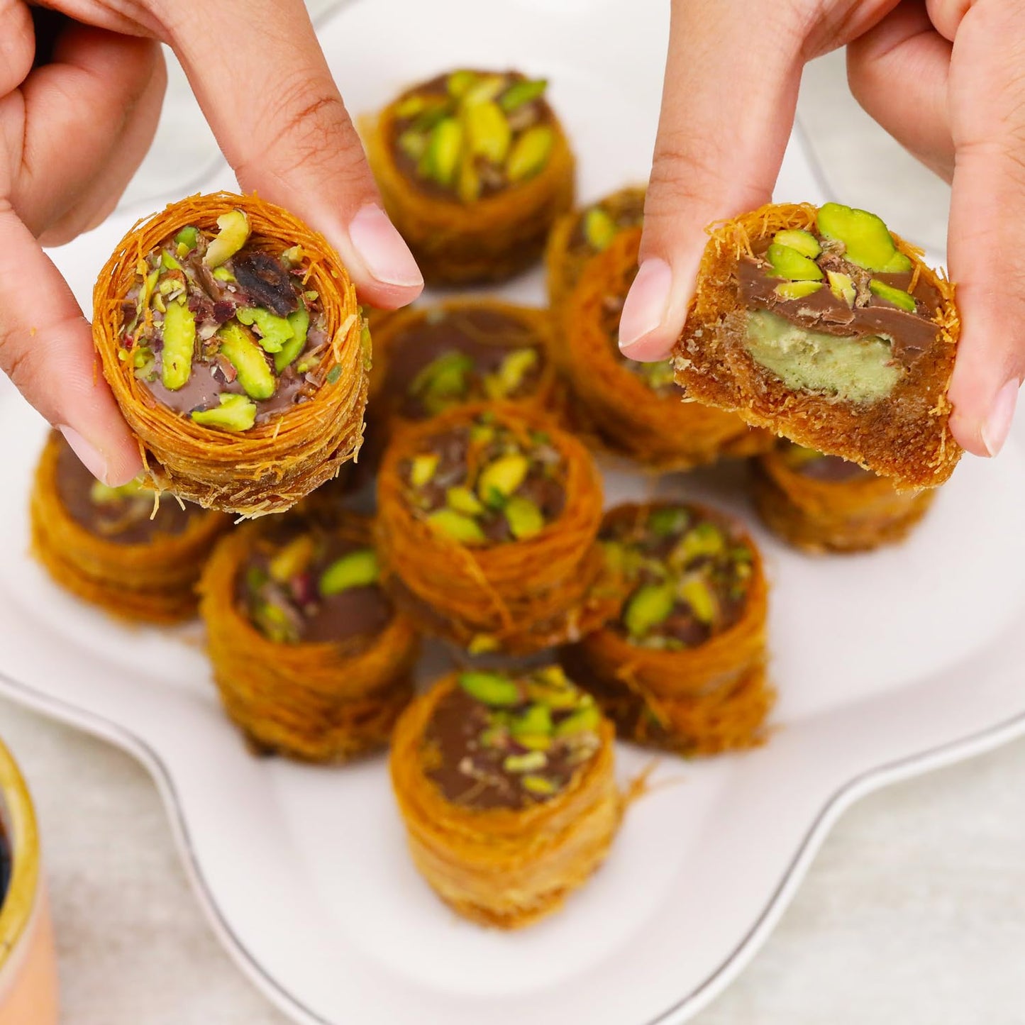 Dubai Chocolate Pistachio Baklava With Kataifi – Gourmet Baklava Gift Box | Crispy Kataifi Pastry With Pistachio & Chocolate Filling | Authentic Middle Eastern Dessert