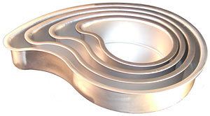 Comma Baking Pan - Aluminum - 12" X 2"
