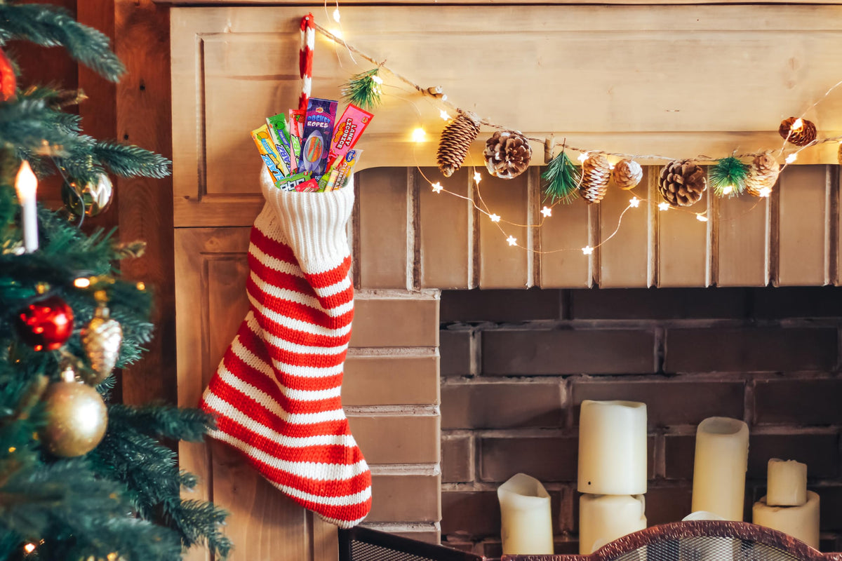 Christmas Bulk Candy Mix - 12 Pounds - Individually Wrapped Candies - Parade Candy - Wholesale Candy Assortment
