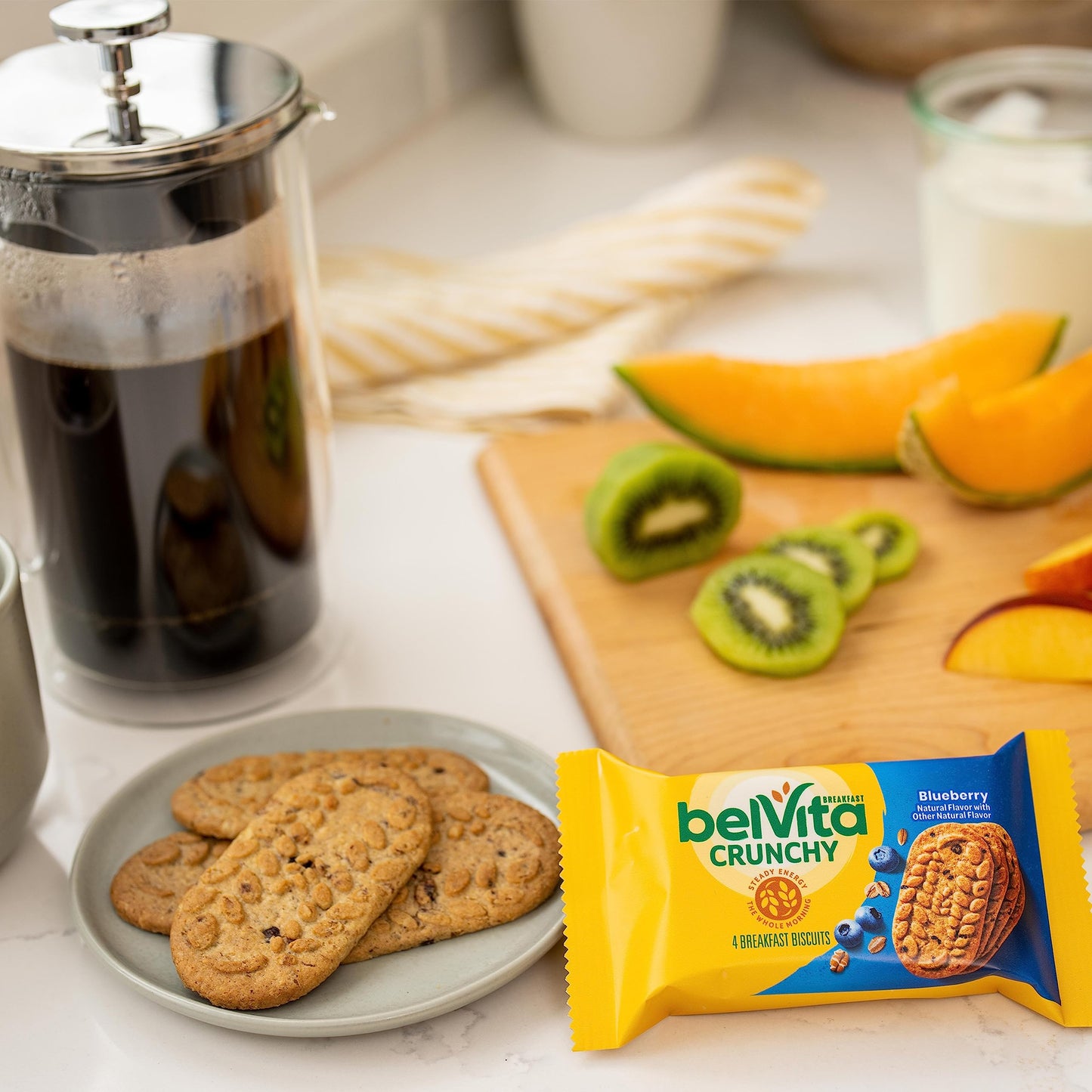 belVita Breakfast Bars Biscuits, Blueberry, 8 Packs (4 Biscuits Per Pack)