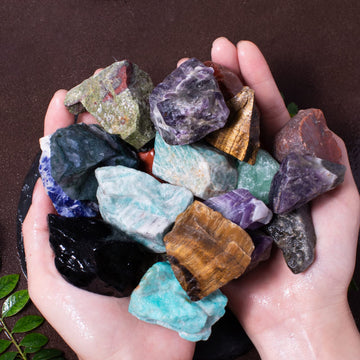 Forby 3 Lbs Bulk Rough Madagascar Stones Mix - Large 1'' Natural Raw Stones Crystal For Tumbling, Cabbing, Fountain Rocks, Decor