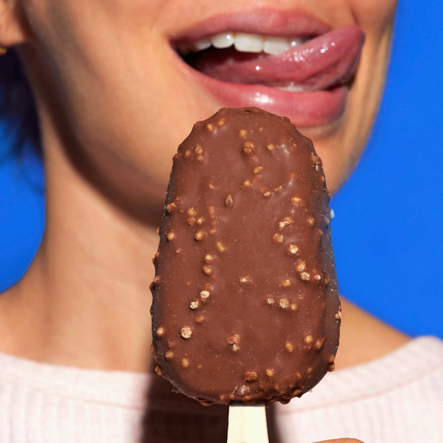 Yasso Frozen Greek Yogurt Bars Strawberry Chocolate Crunch Bars 4 Count for a ridiculously creamy frozen snack made with the goo