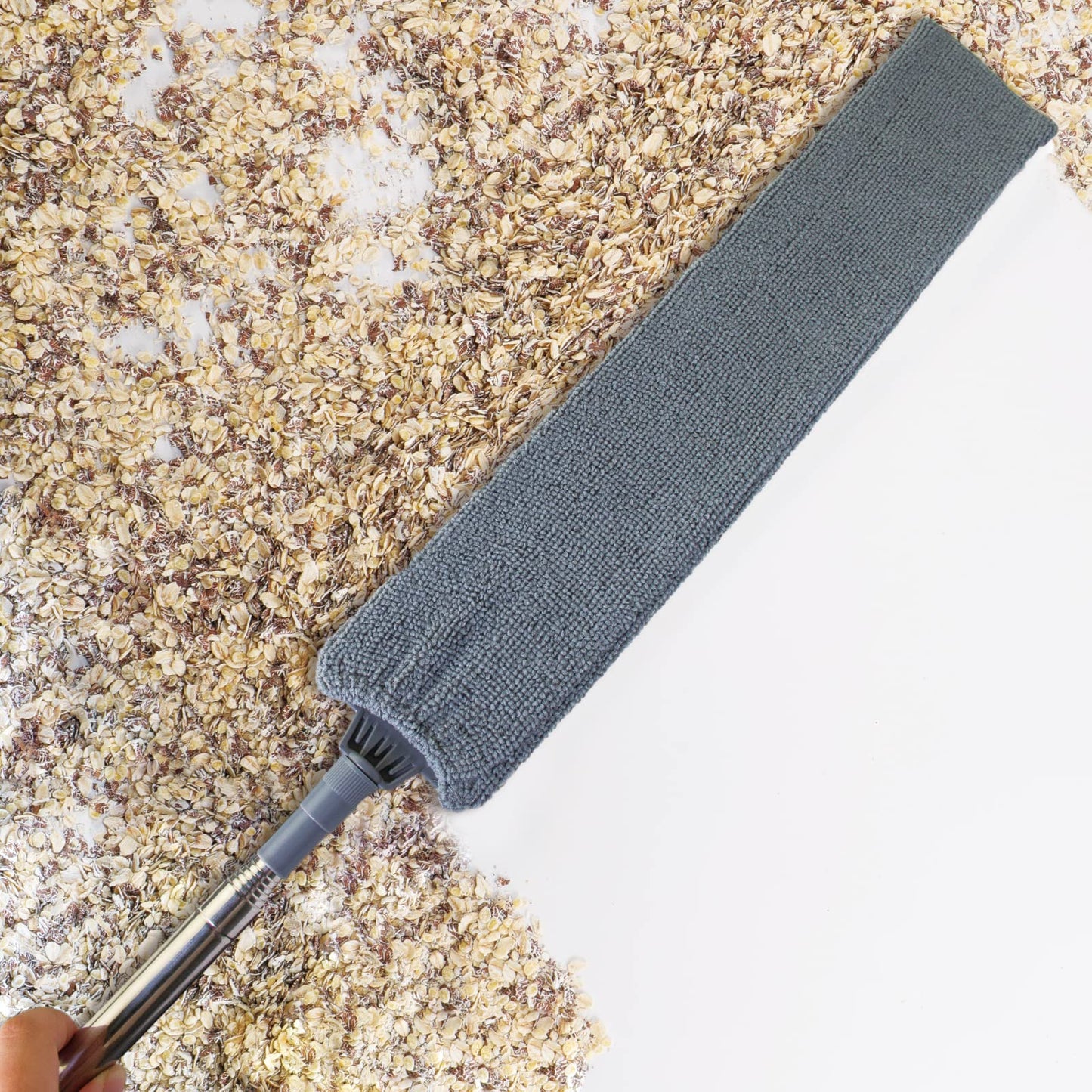 ELEANRA Retractable Gap Dust Cleaner - Extendable Microfiber Duster with 3 Cloths, Gray, Model B0009