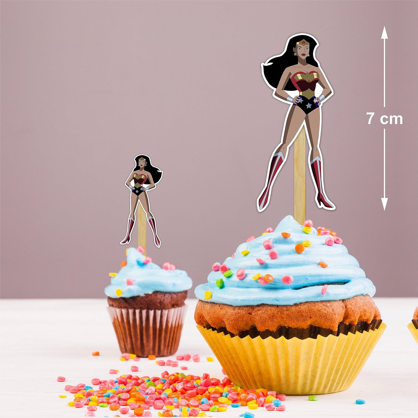 Seyal Wondr Woman Cupcake Topper