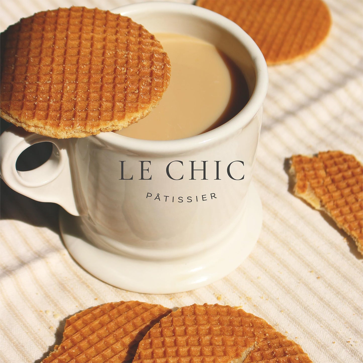 Le Chic Patissier 150 Caramel & Vanilla Stroopwafels Soft Toasted Pack of 15 (11.11oz each) Original Dutch Caramel Waffle Recipe