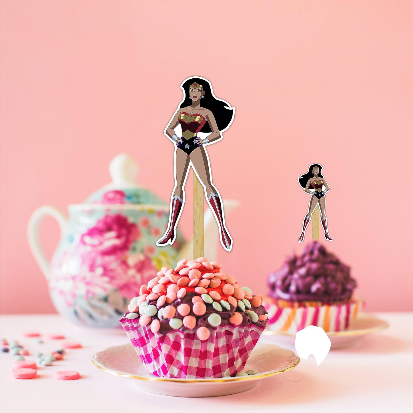 Seyal Wondr Woman Cupcake Topper
