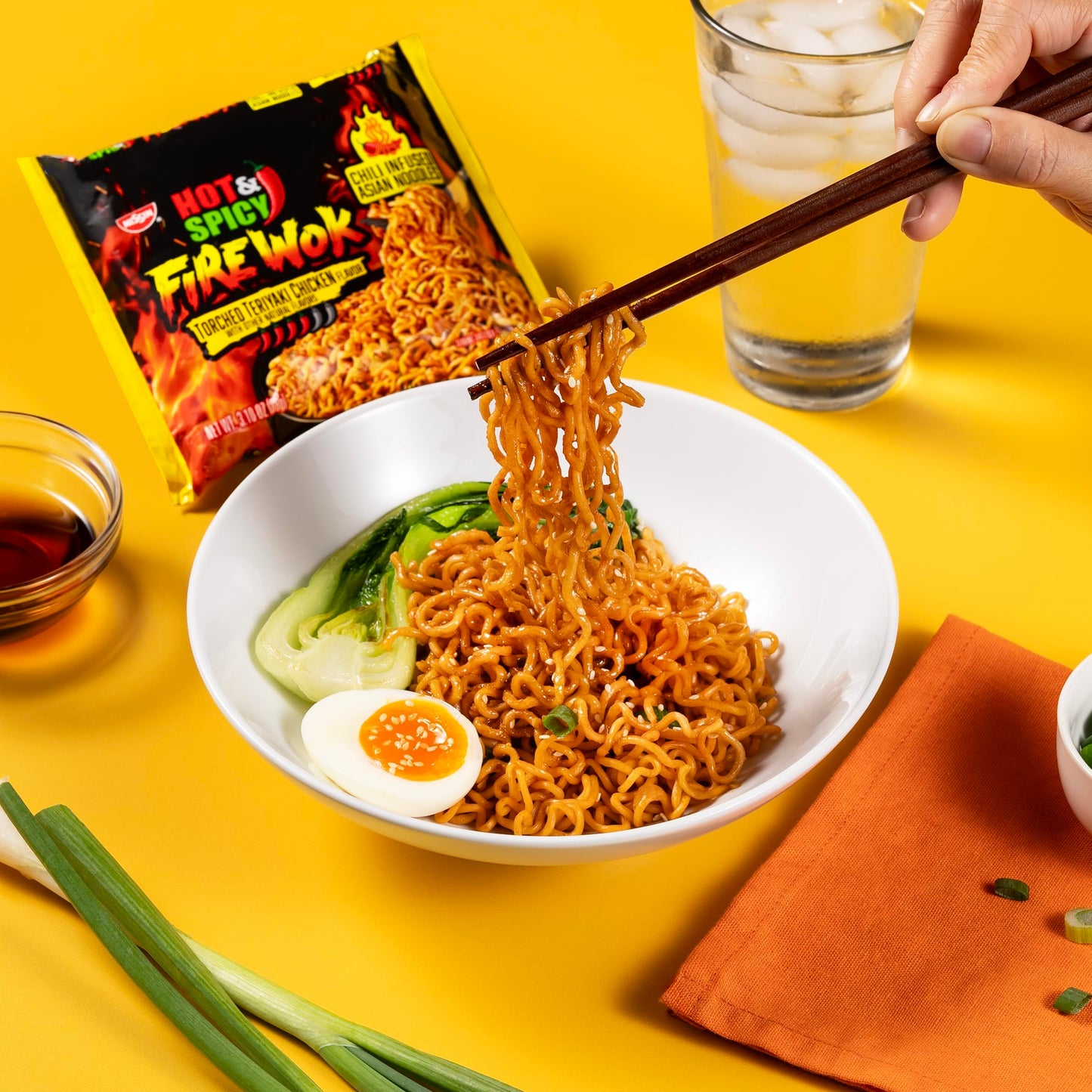 Nissin Fire Wok, Torched Teriyaki Chicken, Hot & Spicy Chile Infused Asian Noodles, 12 Pack