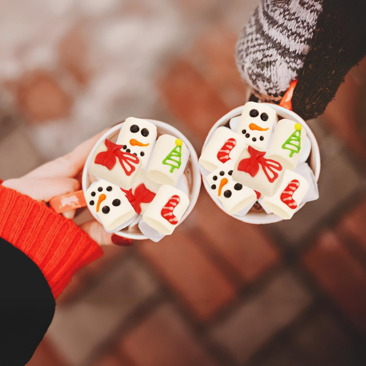 30 Count Christmas Marshmallow Gift Pack, Soft & Fluffy Vanilla Marshmallows, Festive Holiday  , Cute Snowman Packaging, Perfect For Gifting, Hot Chocolate, & Stocking Stuffers, 4.5 Oz 30 Count