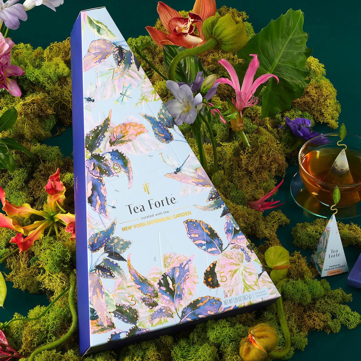 Tea Forte Demoiselle Advent Calendar Tea Gift Set of 12 Pyramid Infuser Tea Bags with Numbered Doors  Variety Pack of Assorted enhanced Loose Leaf Tea Bags