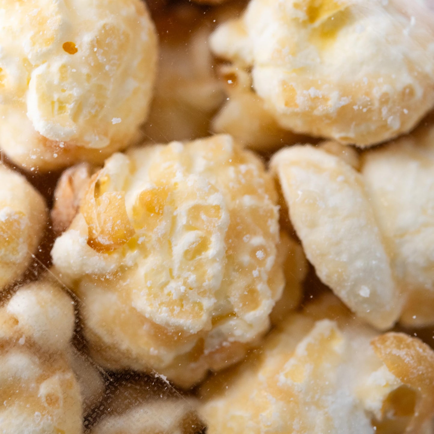 Frosted Cinnamon Roll Popcorn | 6 Pack | Hr Poppin' Snacks