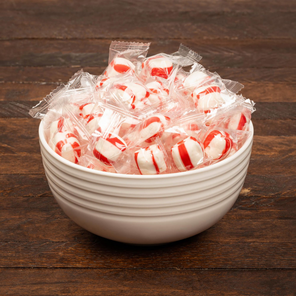Peppermint Puffs Candy Mints - 4 Pound Bulk Individually Wrapped - Classic Holiday Candies - 360 Pieces