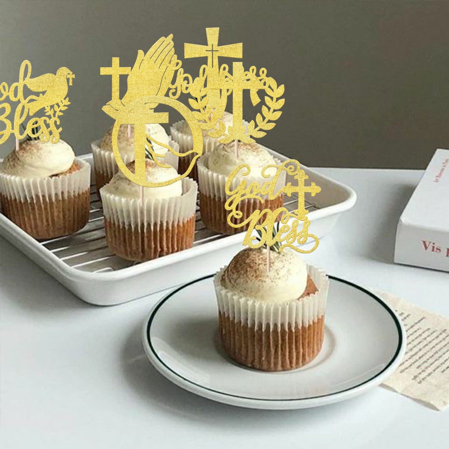 YCTHUNFISH Cupcake Toppers Glitter Cross Decorations, 2.2x2.3 inches, Gold, for Religious Theme Party and Baby Showers