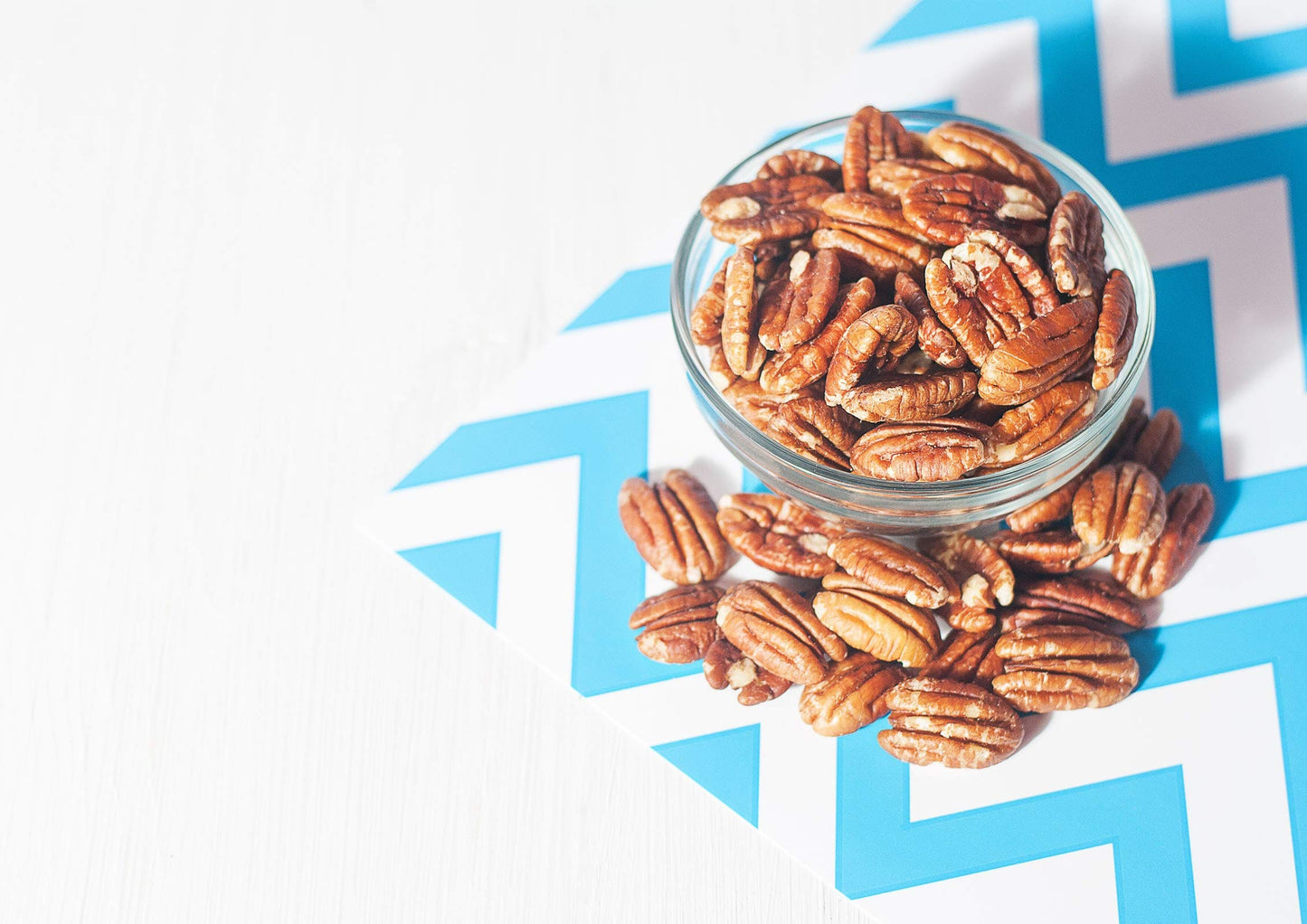Food To Live Organic Pecan Halves, 3 Pounds – Non-Gmo, Kosher, Raw Pecan Nuts, Unsalted, Vegan, Kosher, Shelled, Sirtfood, Bulk. Good Source Of Calcium, And Zinc. Great For Pecan Pie, Salads, Mixes