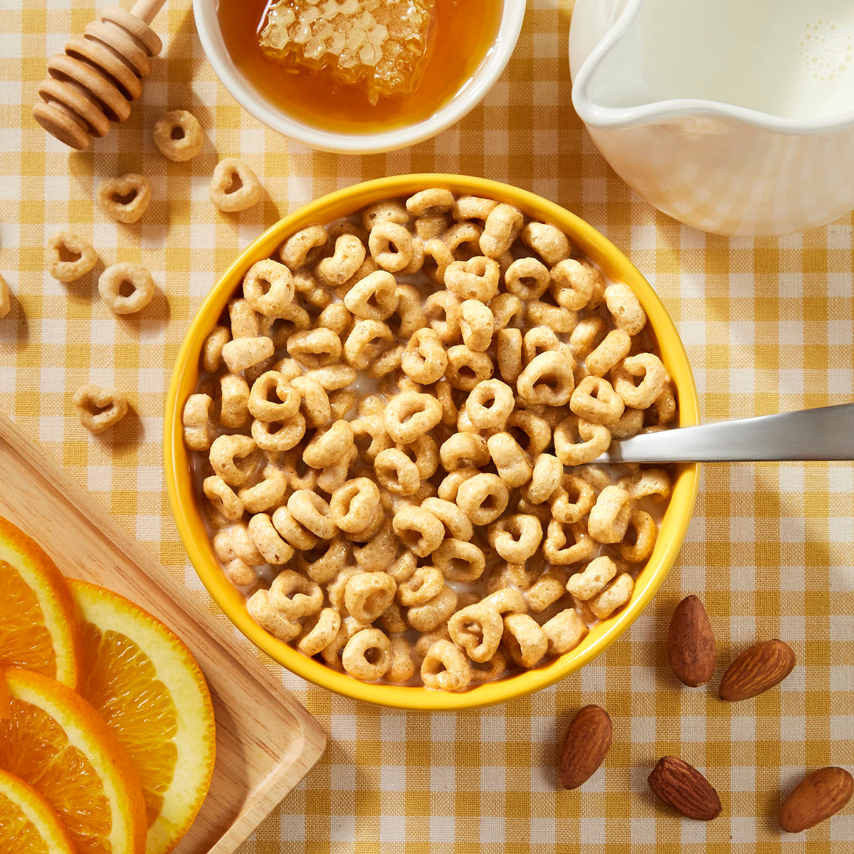 Cheerios Honey Nut Cereal Naturally Flavoured, 725g/25.6 oz, Imported from Canada}