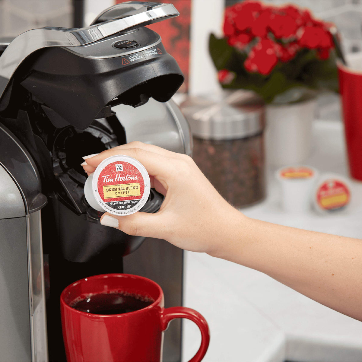 Tim Hortons Original Blend Medium Roast Coffee K-Cup Pods, 96 Count, Compatible with Keurig malt-inspired, Red