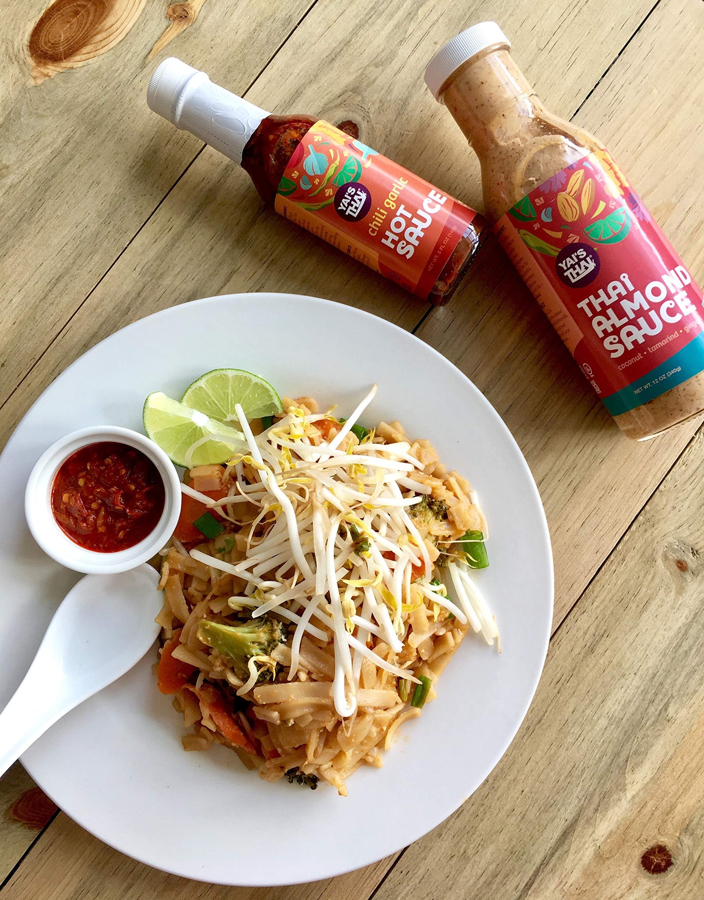 Yais Thai Almond Sauce 12 Ounce Bottle