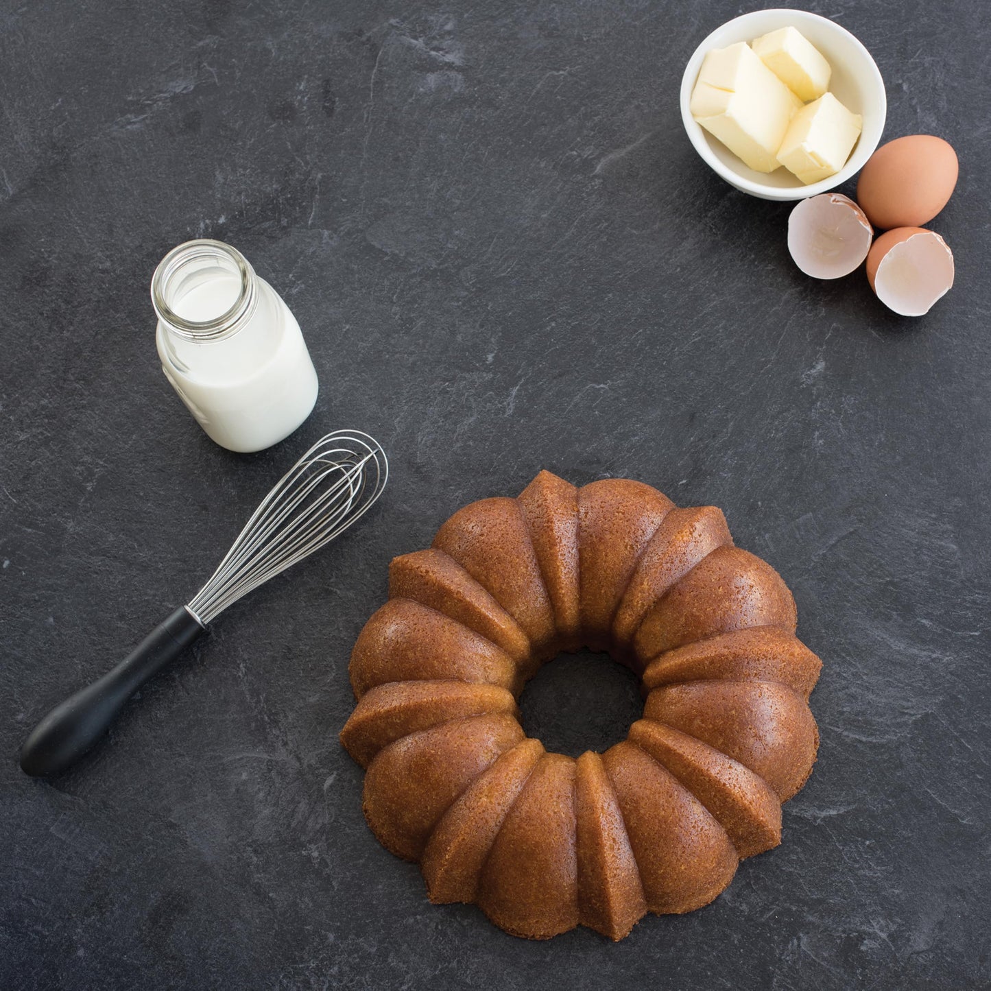 Nordic Ware Vanilla Bean Bundt Cake Mix, 18 oz., Blue, Model 77734